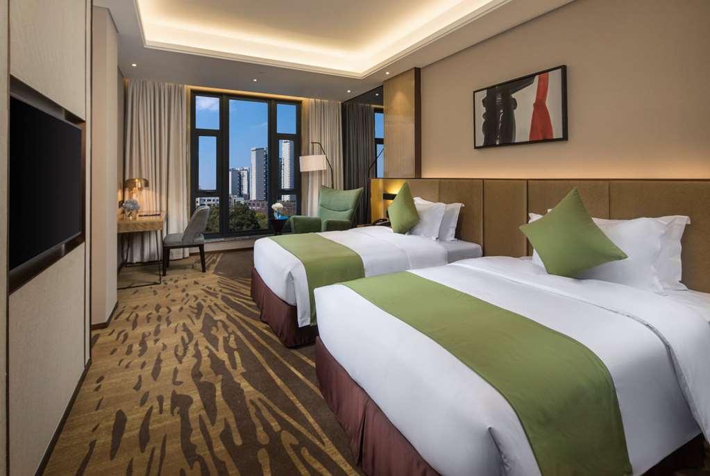 Leshan Ramada Hotel Værelse billede