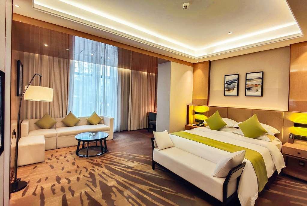 Leshan Ramada Hotel Værelse billede