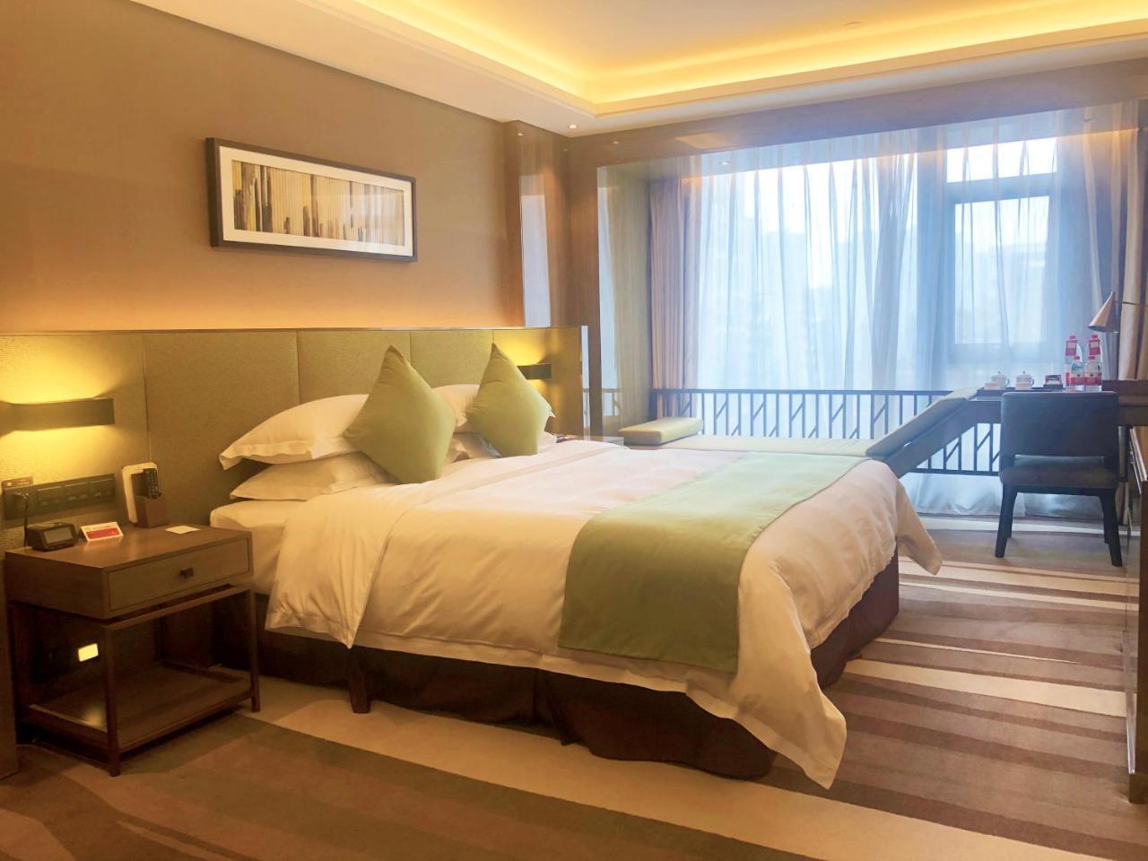 Leshan Ramada Hotel Eksteriør billede
